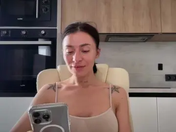 LunaDesire  live sex cam