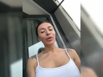 LunaDesire  live sex cam