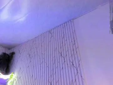 Naomy-tay1  live sex cam