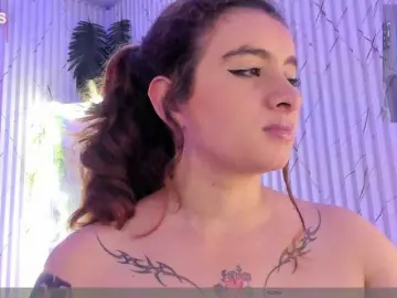 Naomy-tay1  live sex cam