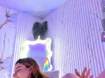 Naomy-tay1  live sex cam