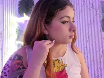Naomy-tay1  live sex cam