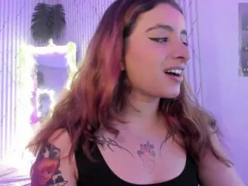 Naomy-tay1  live sex cam