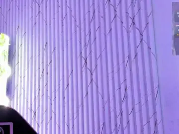 Naomy-tay1  live sex cam