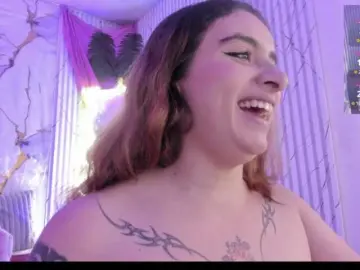 Naomy-tay1  live sex cam