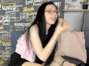 RavenBliss  live sex cam