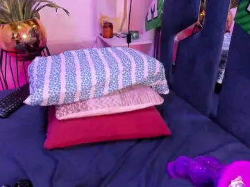 Veronica-Ryan  live sex cam