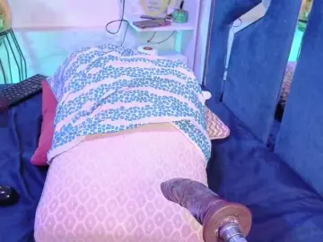 Veronica-Ryan  live sex cam