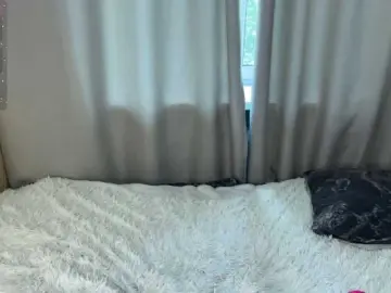 Easteralt  live sex cam