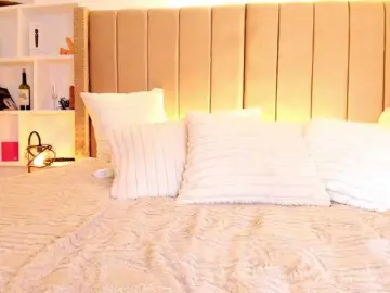 Mystic-carito  live sex cam