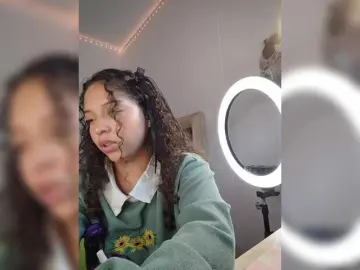 Sharadreams  live sex cam