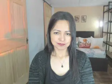 Carlin1511  live sex cam