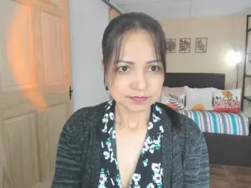 Carlin1511  live sex cam