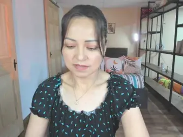 Carlin1511  live sex cam