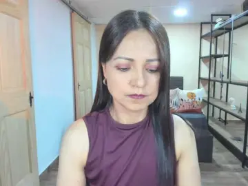 Carlin1511  live sex cam