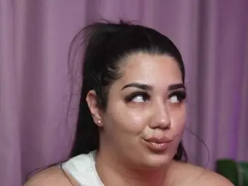 JuliaCoral  live sex cam