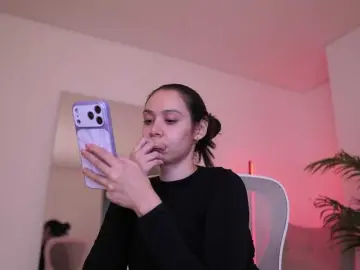 KendallRise  live sex cam