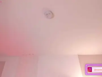 MaddisonCollins  live sex cam