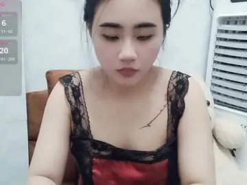 NanaBaby999  live sex cam