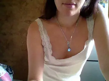 Prettybella7  live sex cam