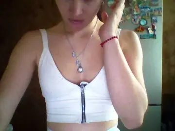 Prettybella7  live sex cam