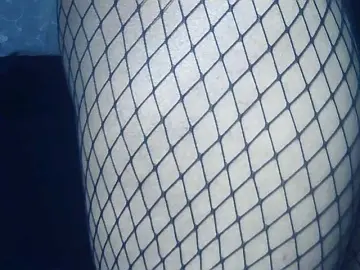 Queenihot  live sex cam