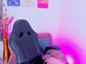 Laiacollins  live sex cam