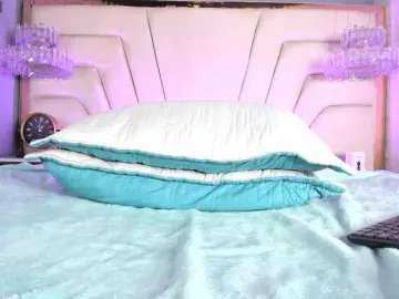 Nathalyasummer  live sex cam