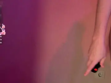 Sexy-vexx  live sex cam