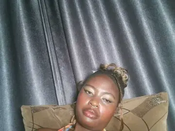DiasyafterDark  live sex cam