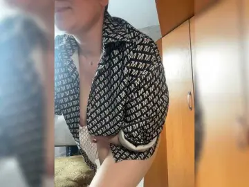 Dok-honey  live sex cam