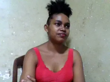 Elinah  live sex cam