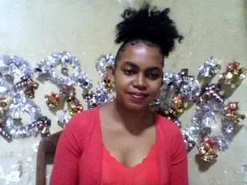 Elinah  live sex cam