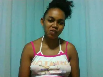 Elinah  live sex cam