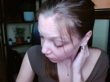 EmillyExtasy  live sex cam