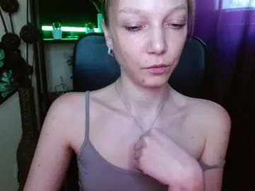 EmillyExtasy  live sex cam