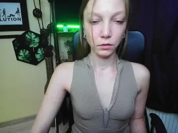 EmillyExtasy  live sex cam