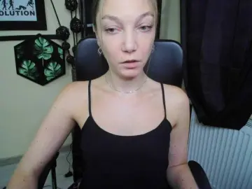 EmillyExtasy  live sex cam