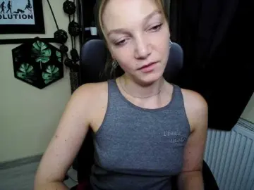 EmillyExtasy  live sex cam