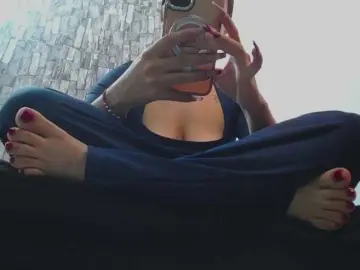 Goddes-paty  live sex cam