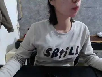 HotQueen93  live sex cam