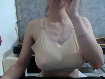 HotQueen93  live sex cam