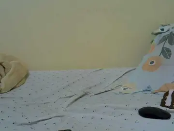 Curvy-corazon  live sex cam