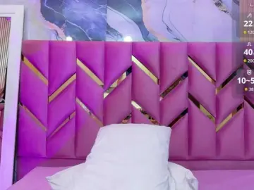 Innocenthazel  live sex cam