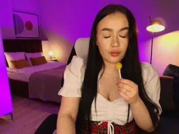 Tinafox  live sex cam