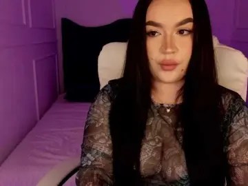Tinafox  live sex cam
