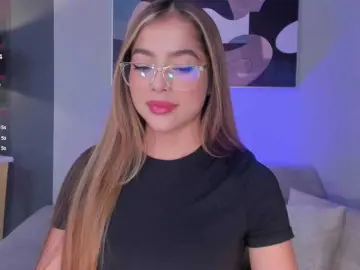 AmyDavis  live sex cam