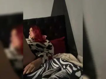 Sophie-storm  live sex cam