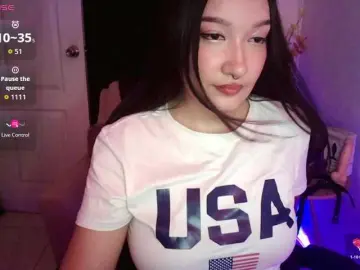 ThiaraDior  live sex cam