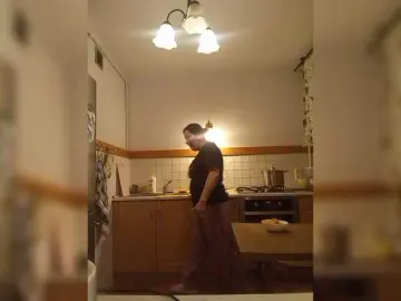 Loriktwinss  live sex cam